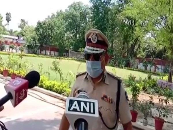 Bihar DGP Gupteshwar Pandey speaking to reporters on Wednesday. Photo/ANI
