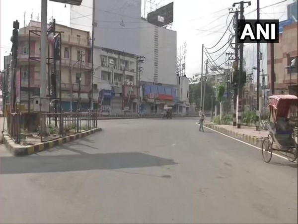 Shops closed and streets deserted as 16-day lockdown begins in Bihar from Thursday. Photo/ANI
