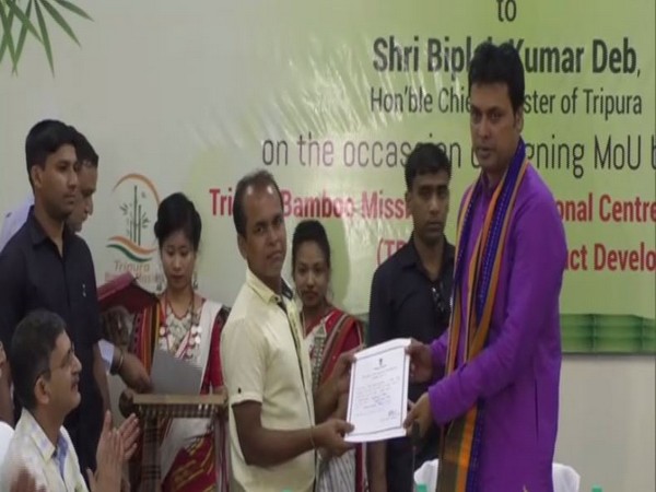 Tripura CM Biplab Kumar Deb distributed free toolkit certificate among bamboo artisans