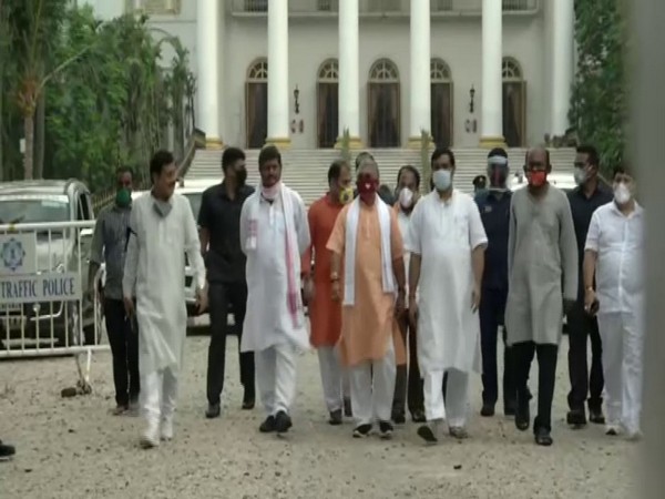 The BJP delegation after meeting WB Governor Jagdeep Dhankhar in Kolkata on Monday. Photo/ANI