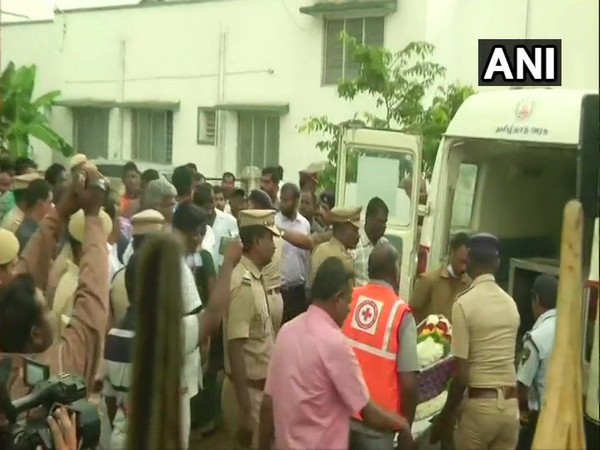 Two-year-old toddler's body being taken to his residence in Nadukattupatti on Tuesday morning. (Photo/ANI)