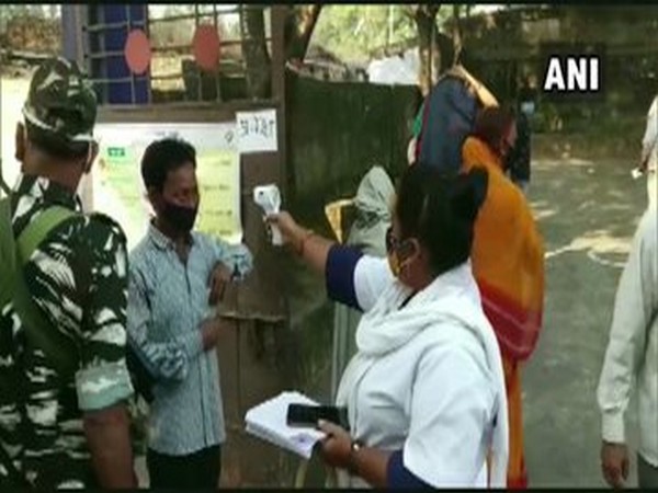 Visuals from a polling booth in Bokaro, Jharkhand on Tuesday. Photo/ANI