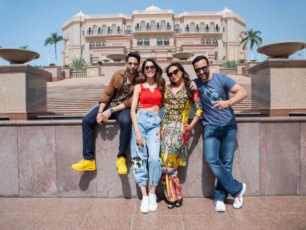 The main cast of 'Bunty Aur Babli 2' featuring Saif Ali Khan, Rani Mukerji, Siddhant Chaturvedi, and Sharvari (Image courtesy: Twitter)