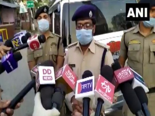 Superintendent of Police, Upendra Nath Verma speaking to reporters. Photo/ANI