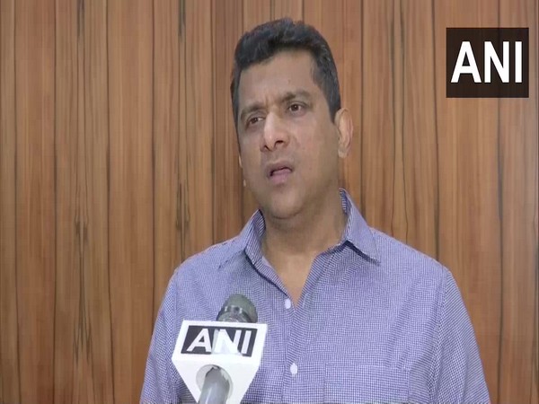 Maharashtra Minister Aslam Sheikh speaking to ANI in Mumbai on Thursday. [Photo/ANI]