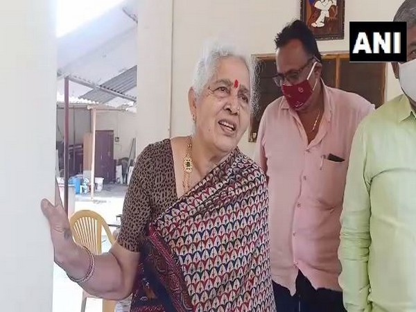 Gowramma, mother of Congress leader DK Shivakumar