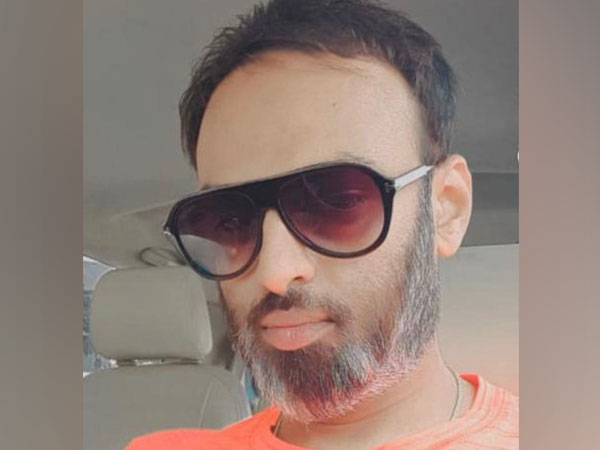 Ravi, the man arrested by CCB for alleged involvement in drug peddling. Photo/ANI