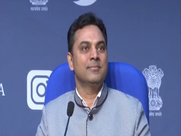 Chief Economic Advisor Krishnamurthy Subramanian addressing a press conference in New Delhi on Friday. Photo/ANI