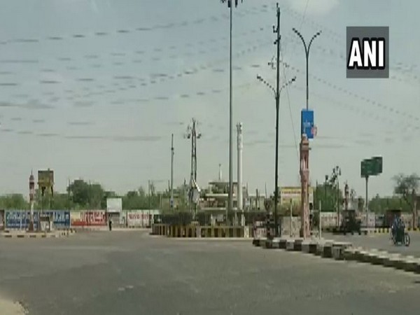 Empty roads of Churu