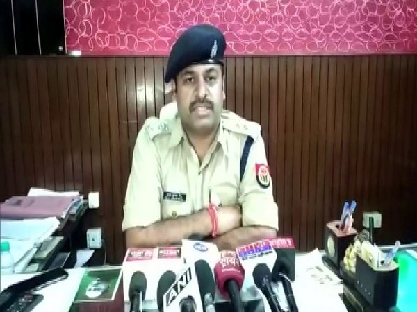 CO Hazratganj, Abhay Kumar Mishra speaking to reporters on Thursday. Photo/ANI