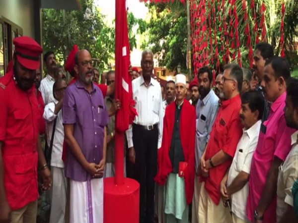    CPI General Secretary D Raja (in white) hoisted party flag on 95th founder day of CPI at the district party office here on Thursday.