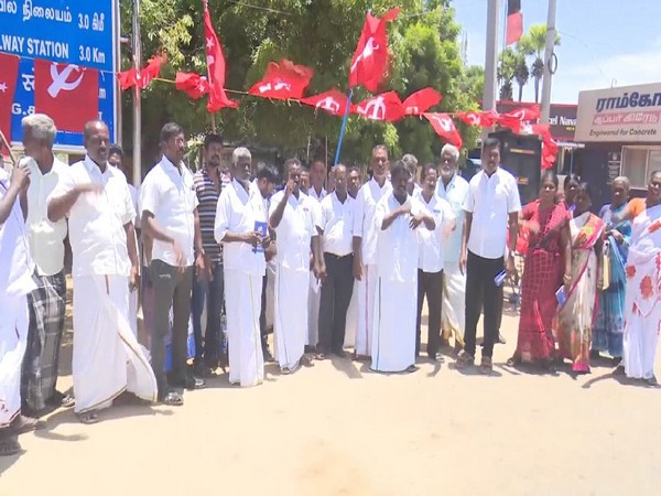 Members of Communist Party of India (Marxist) protesting in Rameswaram on Thursday. Photo/ANI