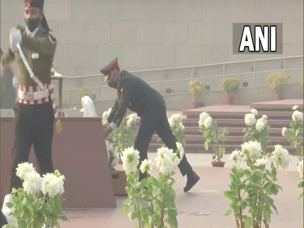 Visual of Lt Gen CP Mohanty laying wreath (Photo/ANI) 