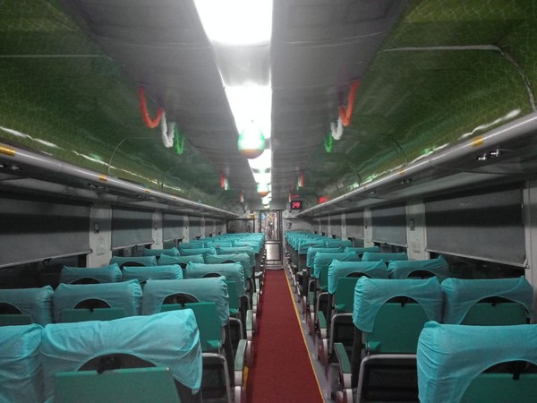 Pune-Secunderabad Shatabdi Express was decked up with I-Day mementoes on Thursday. Photo/ANI