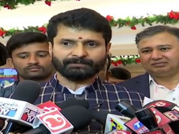 Karnataka Cabinet Minister CT Ravi talking to reporters in Bengaluru. Photo/ANI