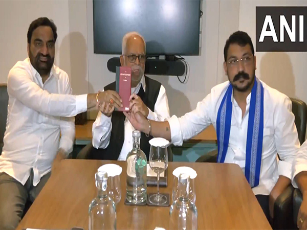 Opposition nominee B Sudershan Reddy meets RLP MP Hanuman Beniwal, Azad Samaj Party chief Chandrasekhar Azad (Photo/ANI)