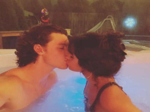 Celebrity couple Camila Cabello and Shawn Mendes (Image Source: Instagram)