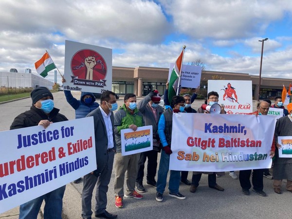 Indian Diaspora on Saturday staged a protest outside Pakistan Consulate, Toronto Canada to register their dismay over Pakistan's attack and invasion on October 22, 1947.