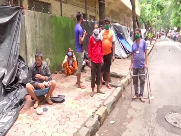 Cancer patients and their attendants in temporary shelters outside hospital. (Photos/ANI)