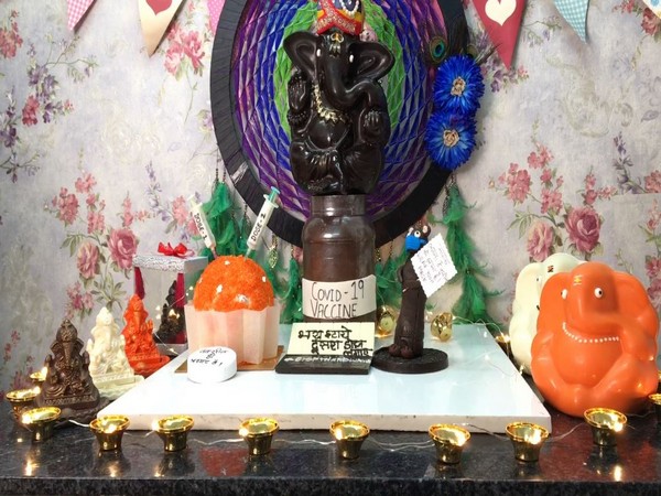 Nidhi Sharma aims to raise awareness on Covid-19 vaccination through her chocolate Ganesha idols. (Photos/ANI)