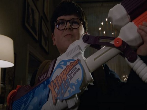 A still from 'Home Sweet Home Alone' trailer (Image Source: YouTube)