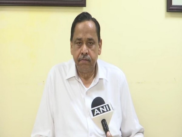 Congress leader Naseemuddin Siddiqui. (Photos/ANI)