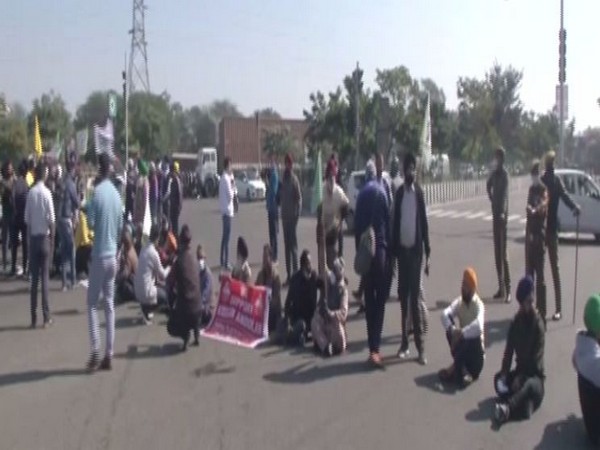 Farmer organisations staged a protest on the Jammu-Pathankot highway