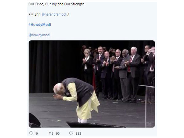 Netizens thronged the micro-blogging site, Twitter, showcasing their excitement for the Howdy Modi! event. (Photo/Twitter)