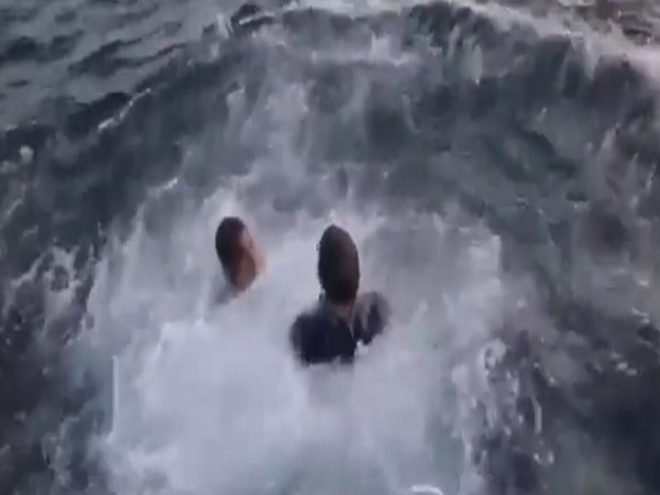 Congress leader Rahul Gandhi takes dip in Arabian Sea with fishermen