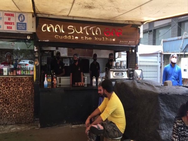 Visulas from 'Chai Sutta Bar' 