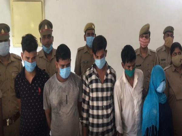 Ghaziabad police arrested 5 people in the case.