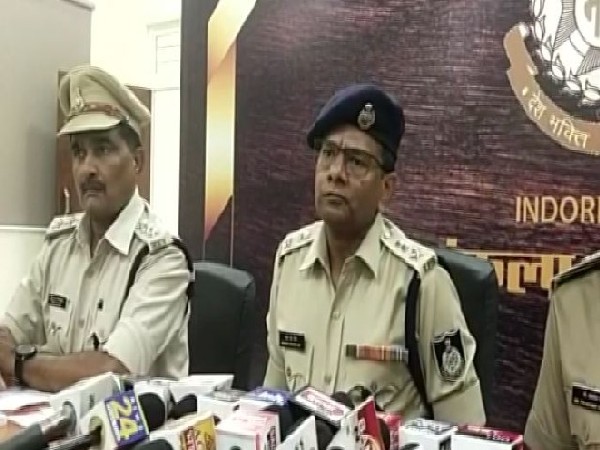 Mahesh Chandra Jain, Superintendant of Police, Indore (Centre) (Photo/ANI)