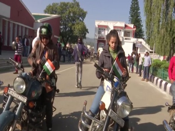Himalayan Bike Rally kicks off from Rajouri (Photo/ANI)