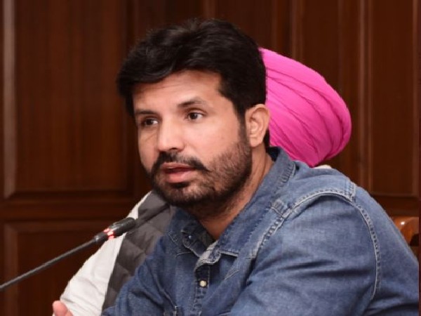 Punjab Transport Minister Amarinder Singh Raja (Photo/Twitter)