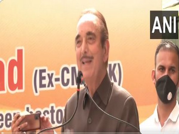 Senior Congress leader Ghulam Nabi Azad (Photo/ANI)