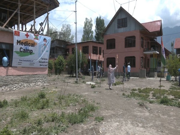 Glimpse of medical camp organised in Dal Lake