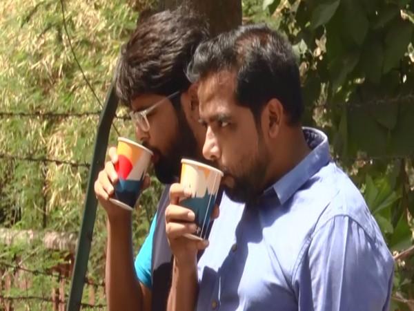 Shikanji has become people's closest friend in these days of intense heat. (Photos/ANI)