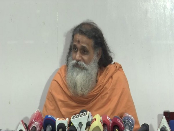 Swami Gangeshananda.