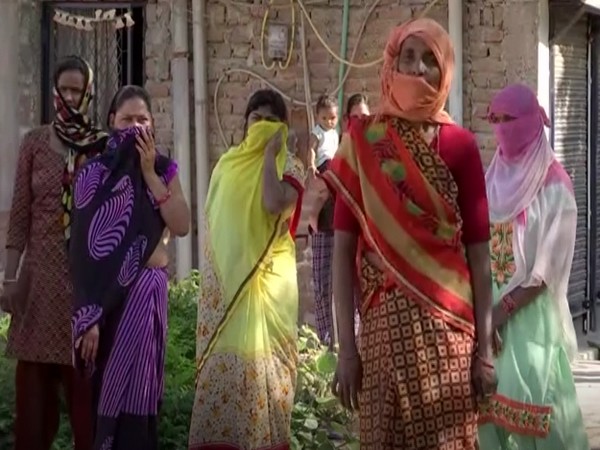 Domestic workers in Delhi (Photo/ANI)