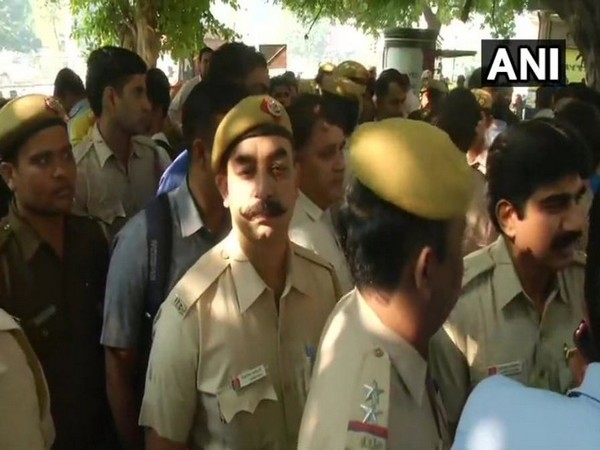Police personnel protesting outside the Police Head Quarters (PHQ) on Tuesday (Photo/ANI)