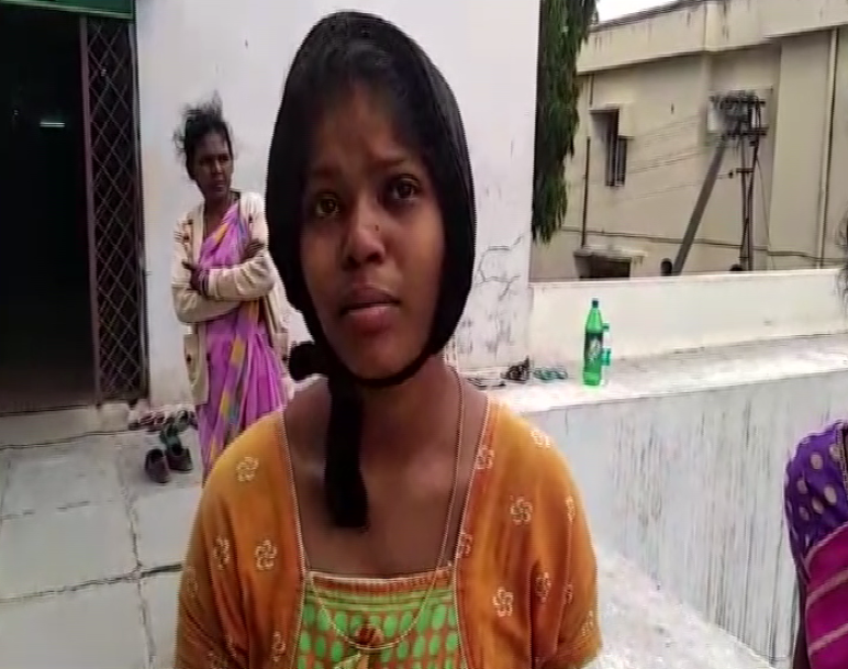 The woman who is struggling to get her baby girl back from hospital authority's custody (Photo/ANI)