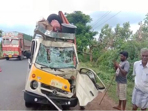 The lorry into which the auto crashed (Photo/ANI)