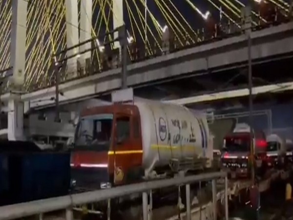 Visuals from Nagpur station (Pic credit: Piyush Goyal twitter)