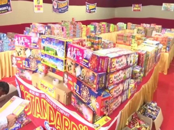 Fireworks traders are selling a variety of eco-friendly crackers in the markets of Hyderabad, Telangana (Photo/ANI)