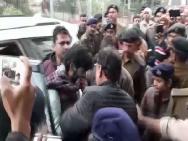 JNU student Sharjeel Imam being brought to a Jehanabad court on Tuesday. Photo/ANI
