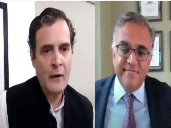 Congress leader Rahul Gandhi interacting with Harvard Professor Ashish Jha on Wednesday. [Photo/ANI]