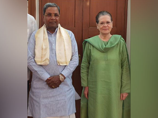 Former Karnataka chief minister Siddaramaiah met Congress president Sonia Gandhi in New Delhi on Wednesday. Photo/ANI