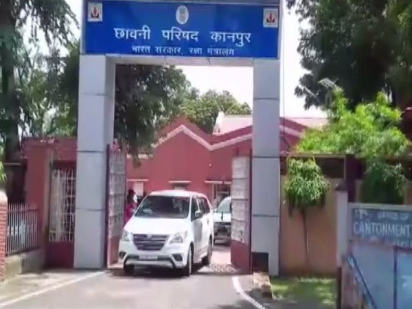 Two teams of CBI conducted a raid at Cantonment Board, Kanpur, on Friday. (Photo/ANI)