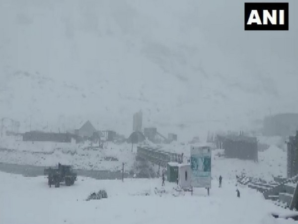 Lahaul-Spiti district received heavy snowfall (Photo/ANI)