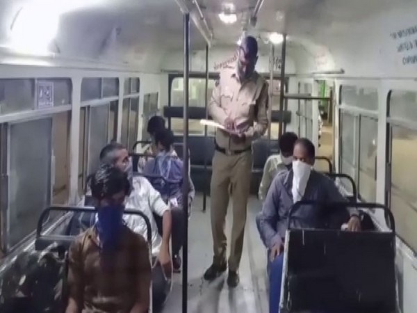 Migrants were sent to Secunderabad Railway Station via bus on Monday (Photo/ANI)